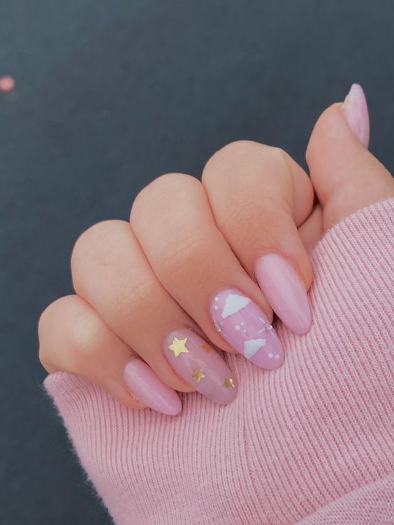 2024 Spring Almond Nails: Pastel Trends & Floral Designs